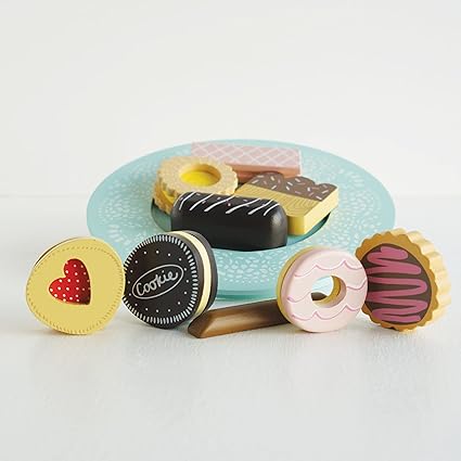 Le Toy Van - Educational Wooden Toy Role Play Biscuit Set