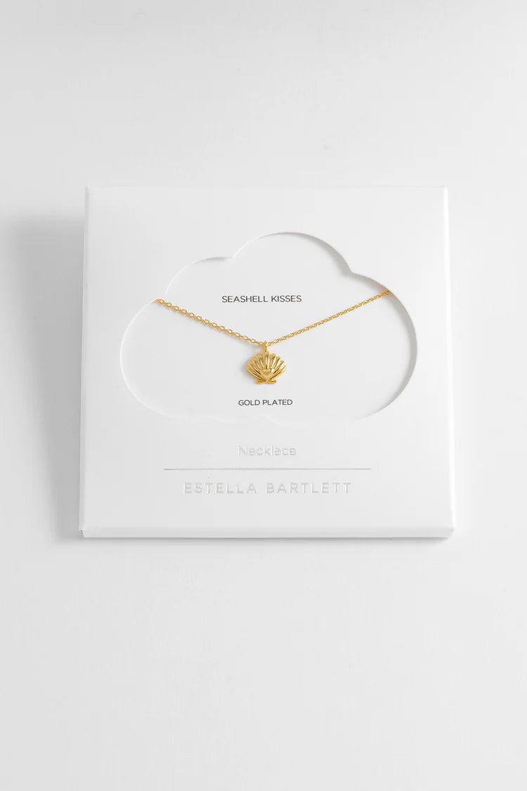 Scallop Heart Pendant Necklace Gold Plated